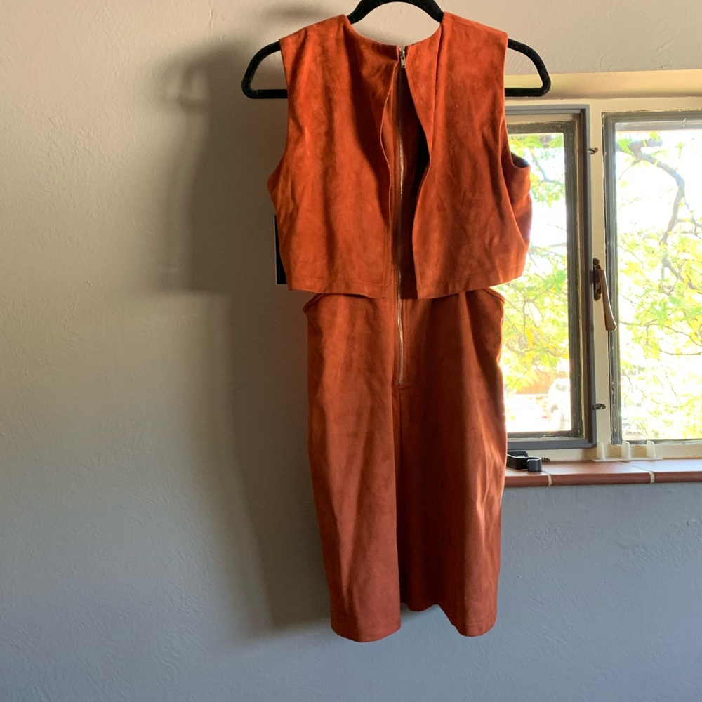 NWT fashion Union suede cutout dress - Picture 4 of 5